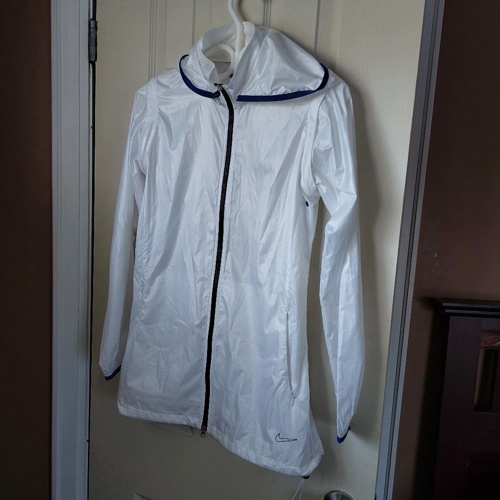 EUC Nike Golf rain shell with removable sleeves